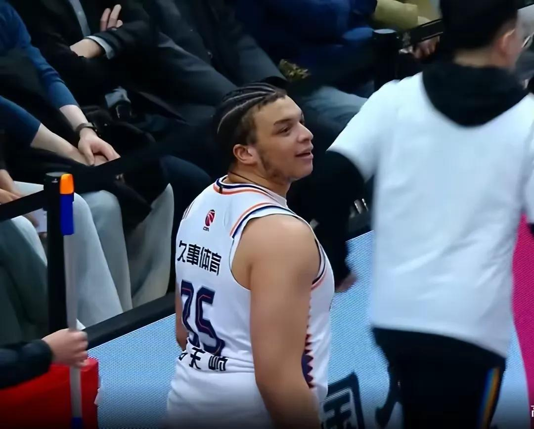 博卡青年胜出强强对话，攀升积分榜的简单介绍