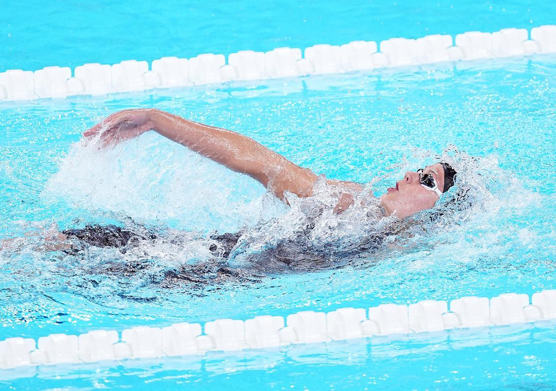 荷兰游泳选手强势逆袭夺金,全力争胜 荷兰游泳选手强势逆袭夺金,全力争胜