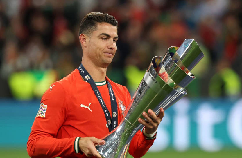 欧洲豪门球队展现冠军风采,斗志昂扬的简单介绍 欧洲豪门球队展现冠军风采,斗志昂扬的简单介绍