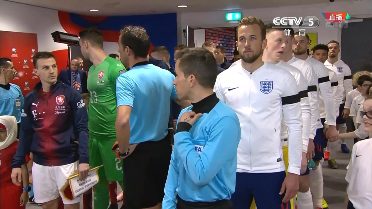 九游体育平台-英格兰逆转捷克，小心拿下关键三分