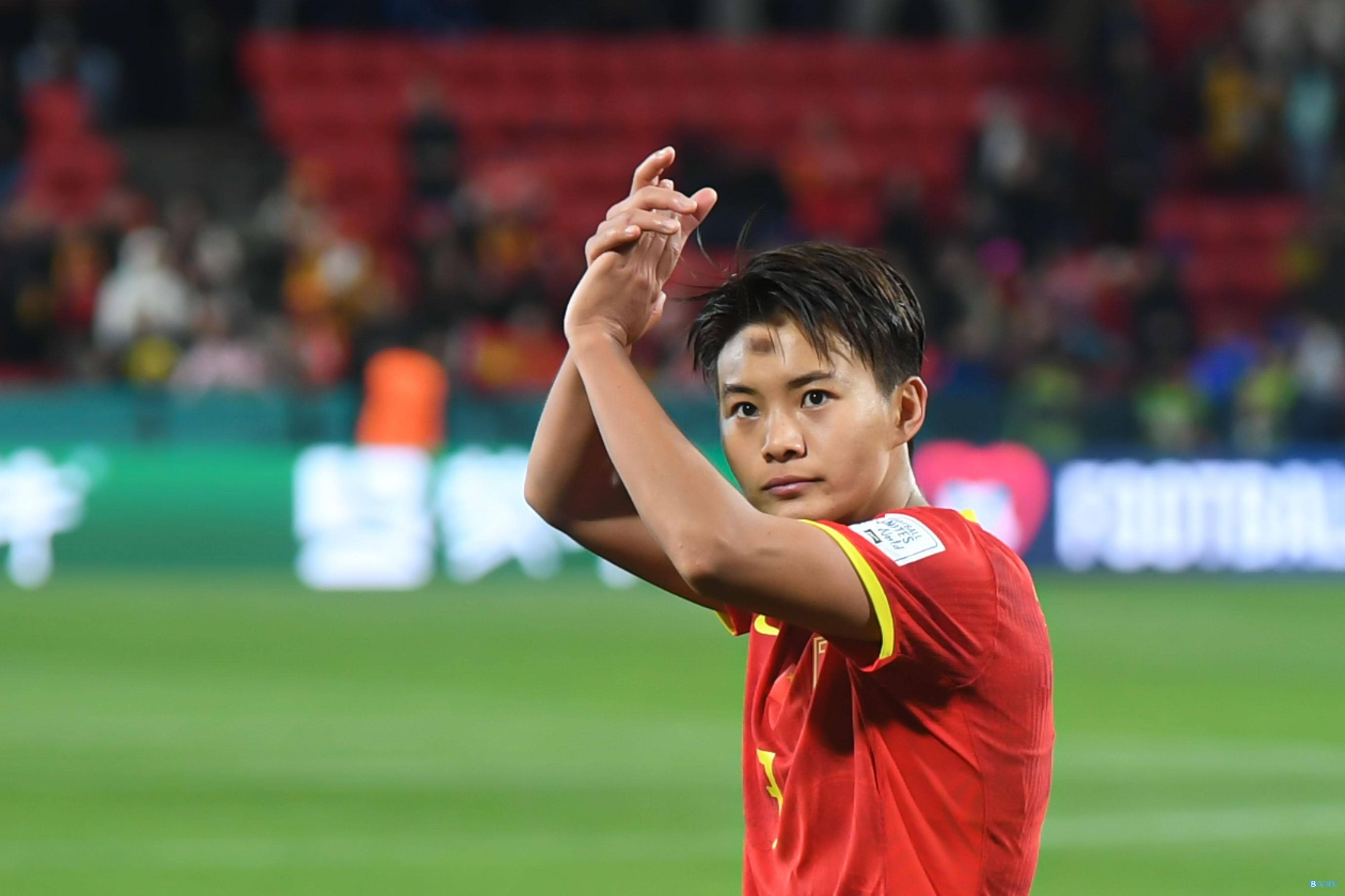 中国女足备战决赛，冲击赛事巅峰