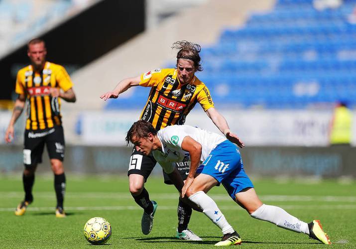 包含奥格斯堡主场战平柏林赫塔,难求一胜的词条 包含奥格斯堡主场战平柏林赫塔,难求一胜的词条